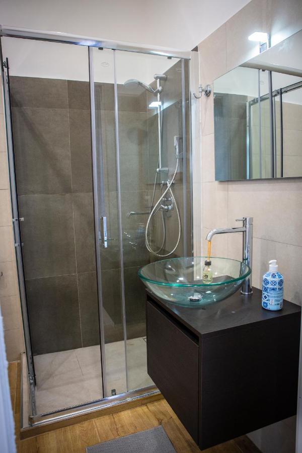 Airport Fly House Otel Napoli Dış mekan fotoğraf