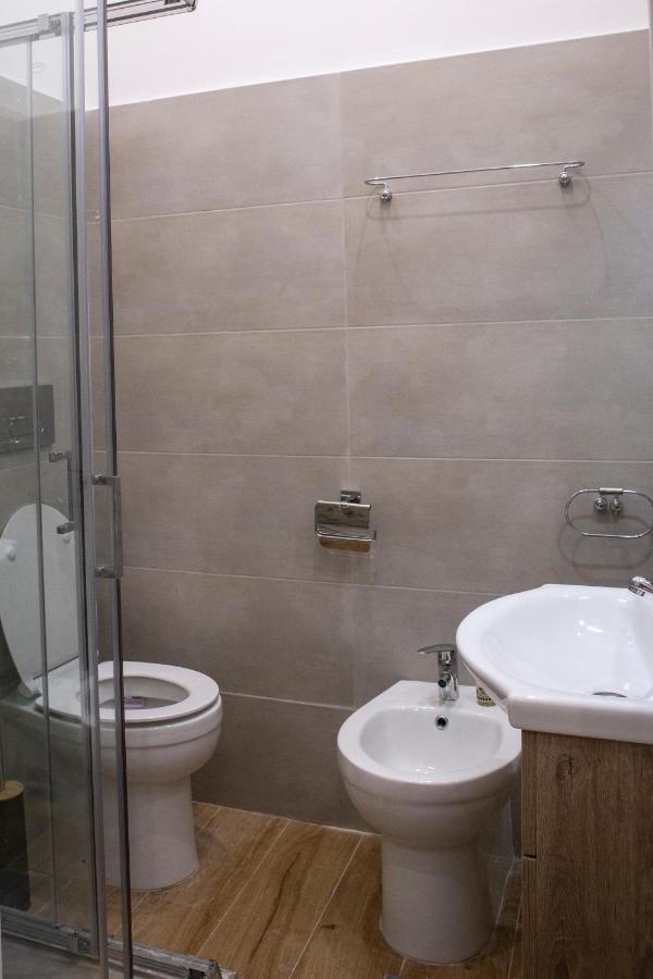 Airport Fly House Otel Napoli Dış mekan fotoğraf