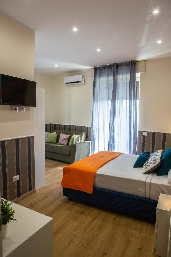 Airport Fly House Otel Napoli Dış mekan fotoğraf